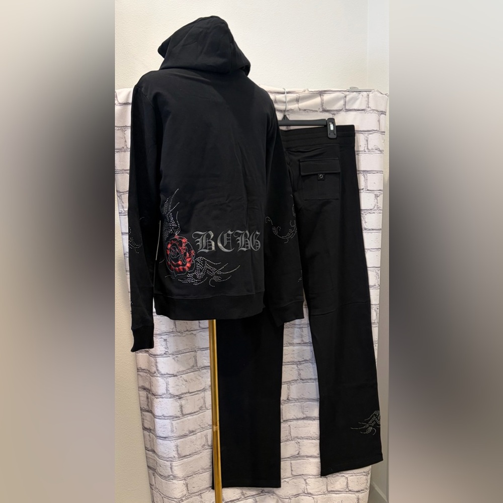 BCBG Maxazria:XL Black Hoodie and Pants Set with Red Accents 95% Cotton Pockets - Picture 3 of 16